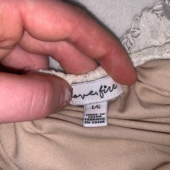 Romper - Picture 3 of 4